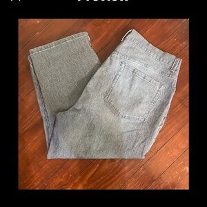 Gloria Vanderbilt/Amanda/Blue & White Pin-Stripe/Jeans/Capri